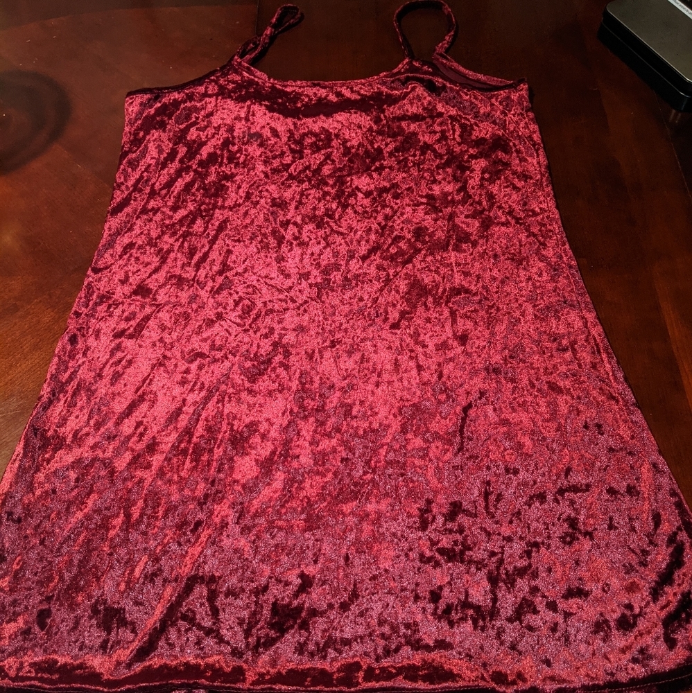 Brand New Burgundy Velvet Women's Dress